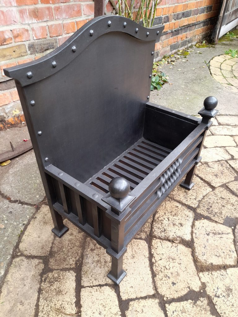 FG9 £95